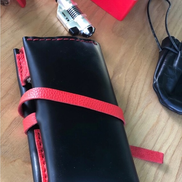 Premium leather Cigar Case hand sewn. New with tags red black - Picture 2 of 2